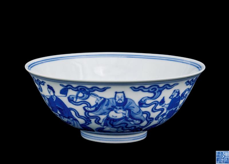 清乾隆 青花八仙碗一对